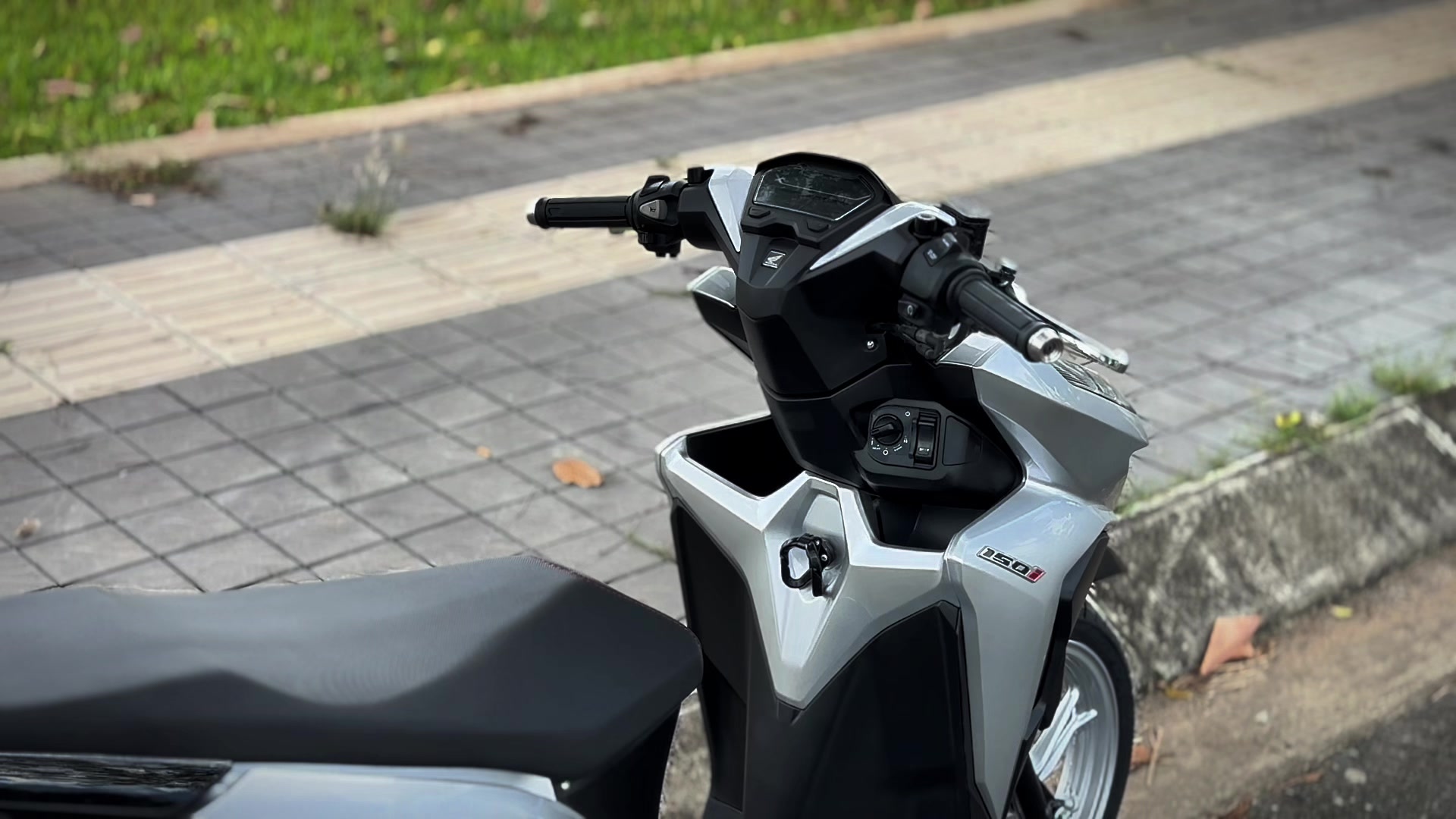 @Điều Bán Vario Q9