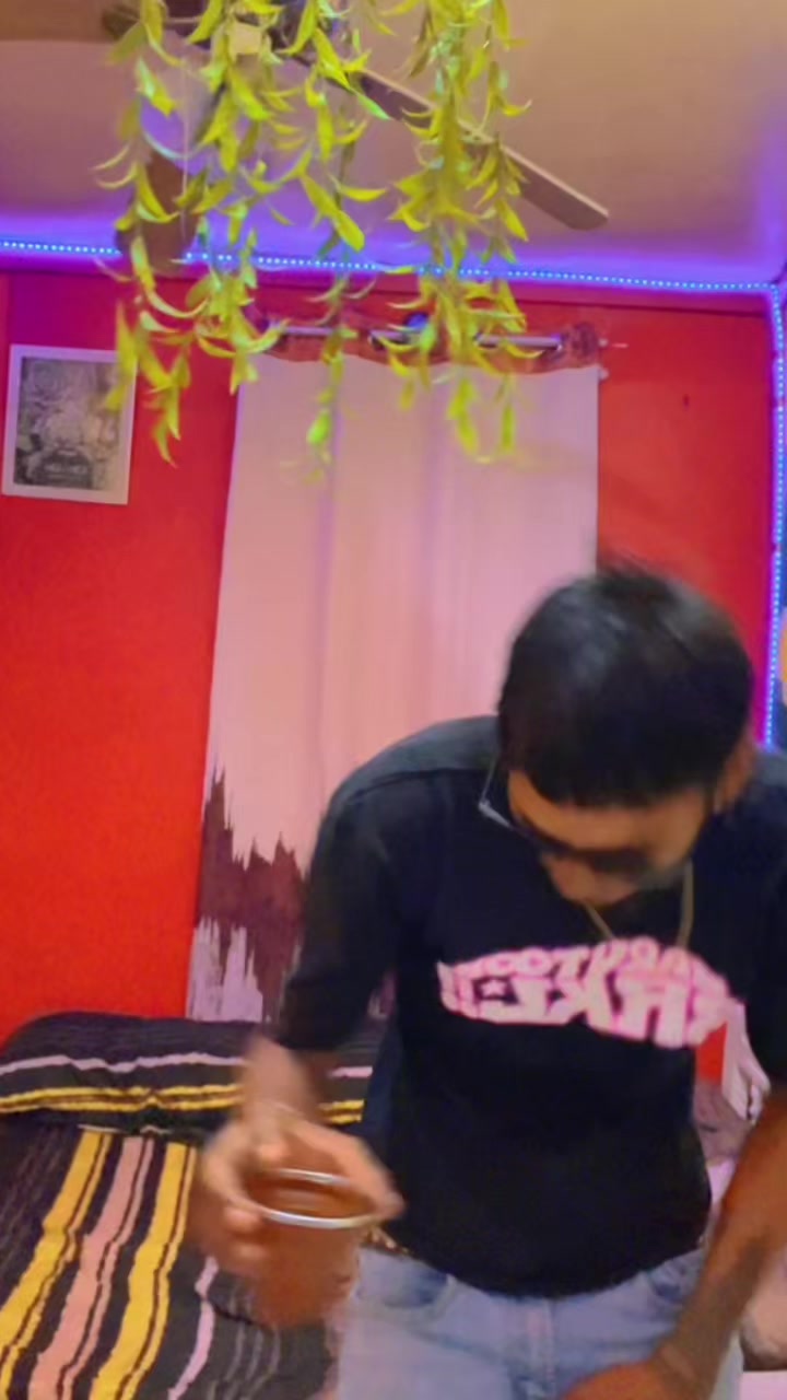 @.ITZVICKASH_๐ฌ๐พ/๐ง๐ง