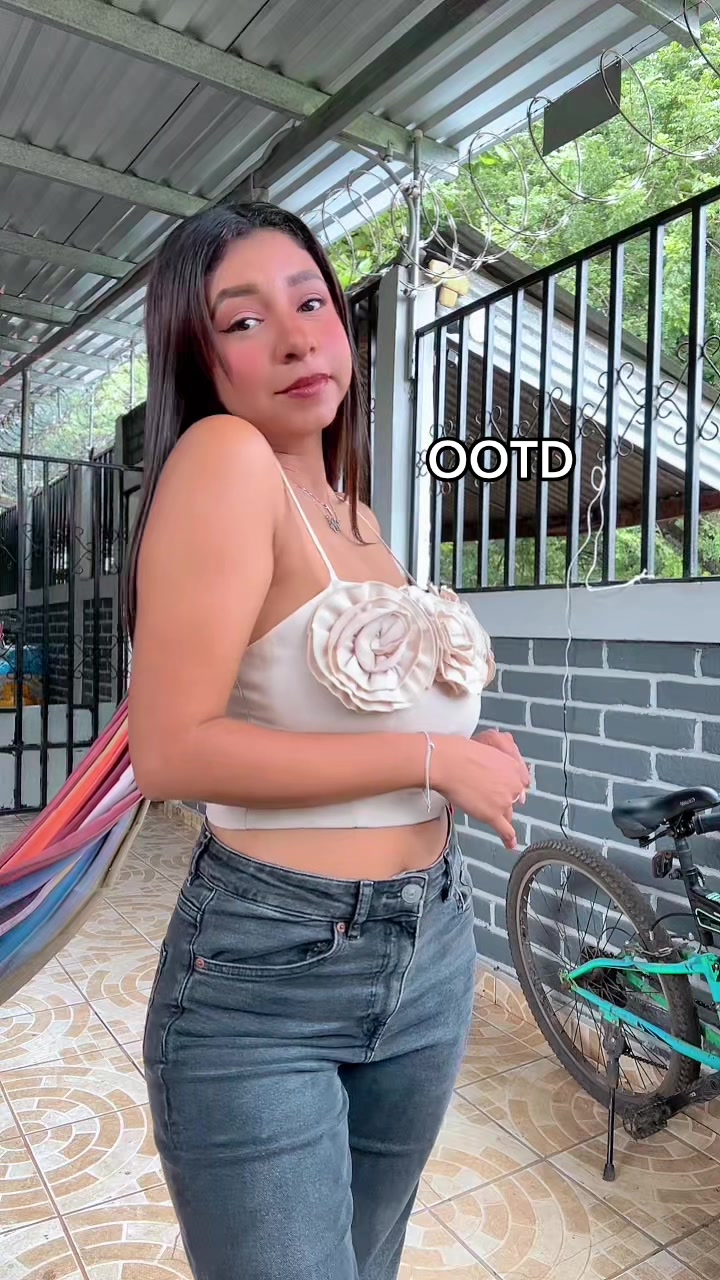 @KatiaArce