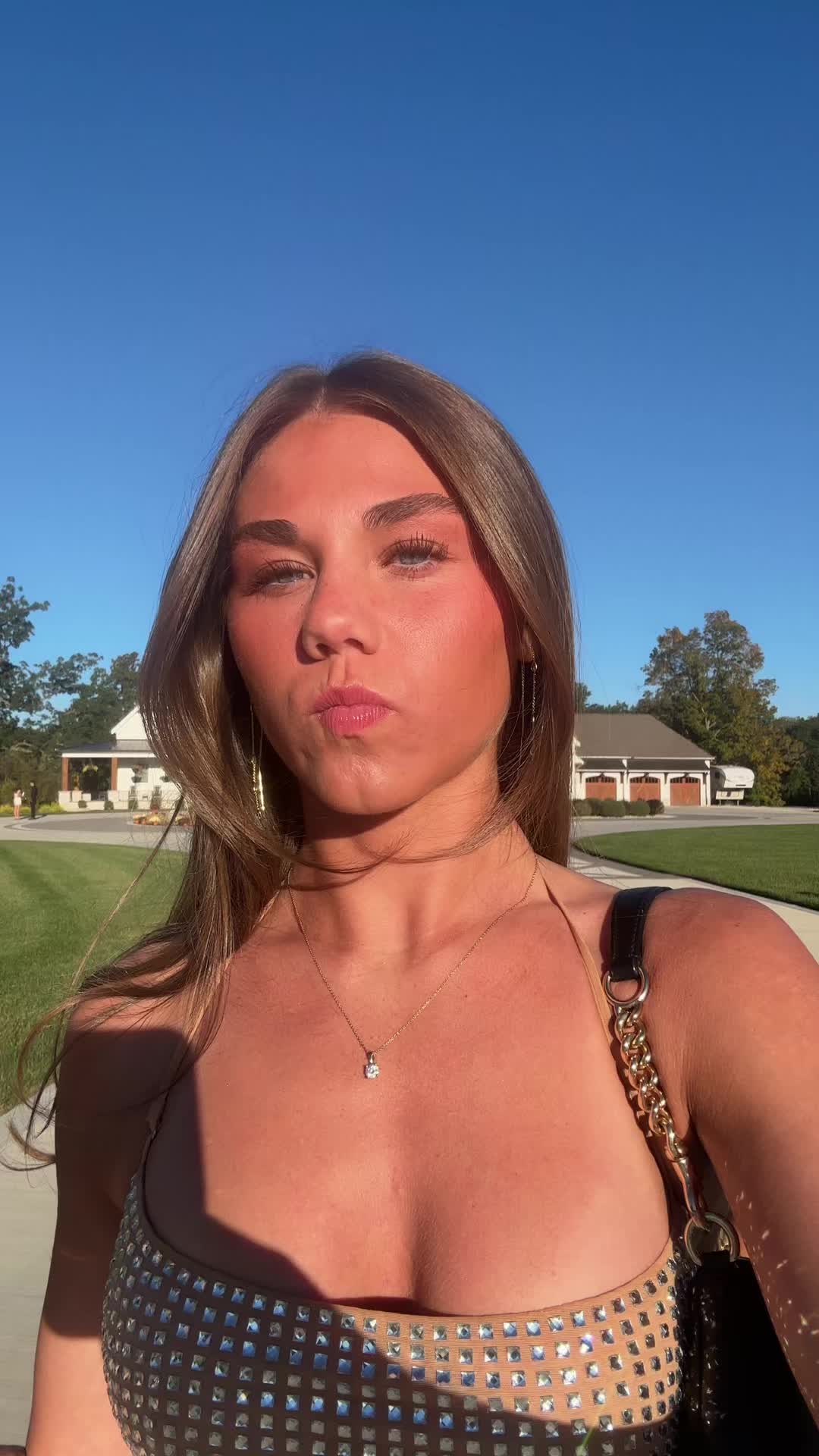 @avagrace