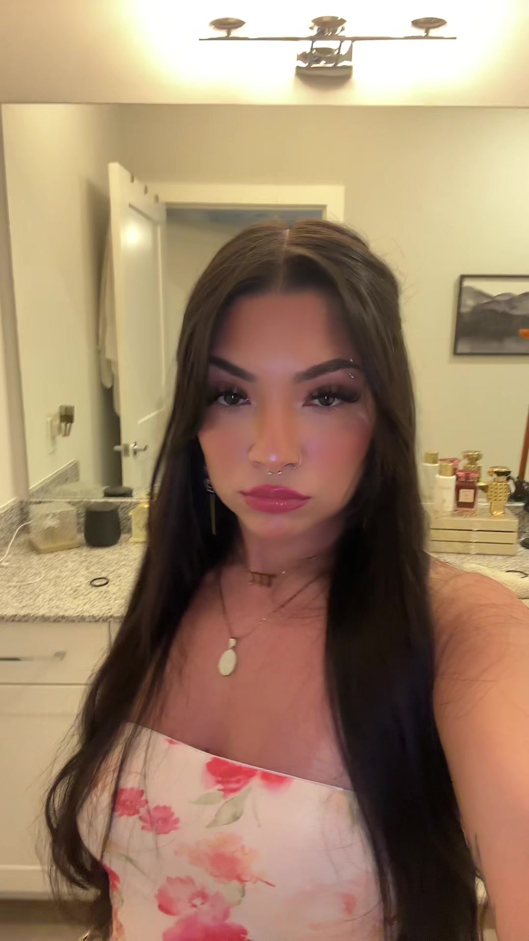 @idklani777