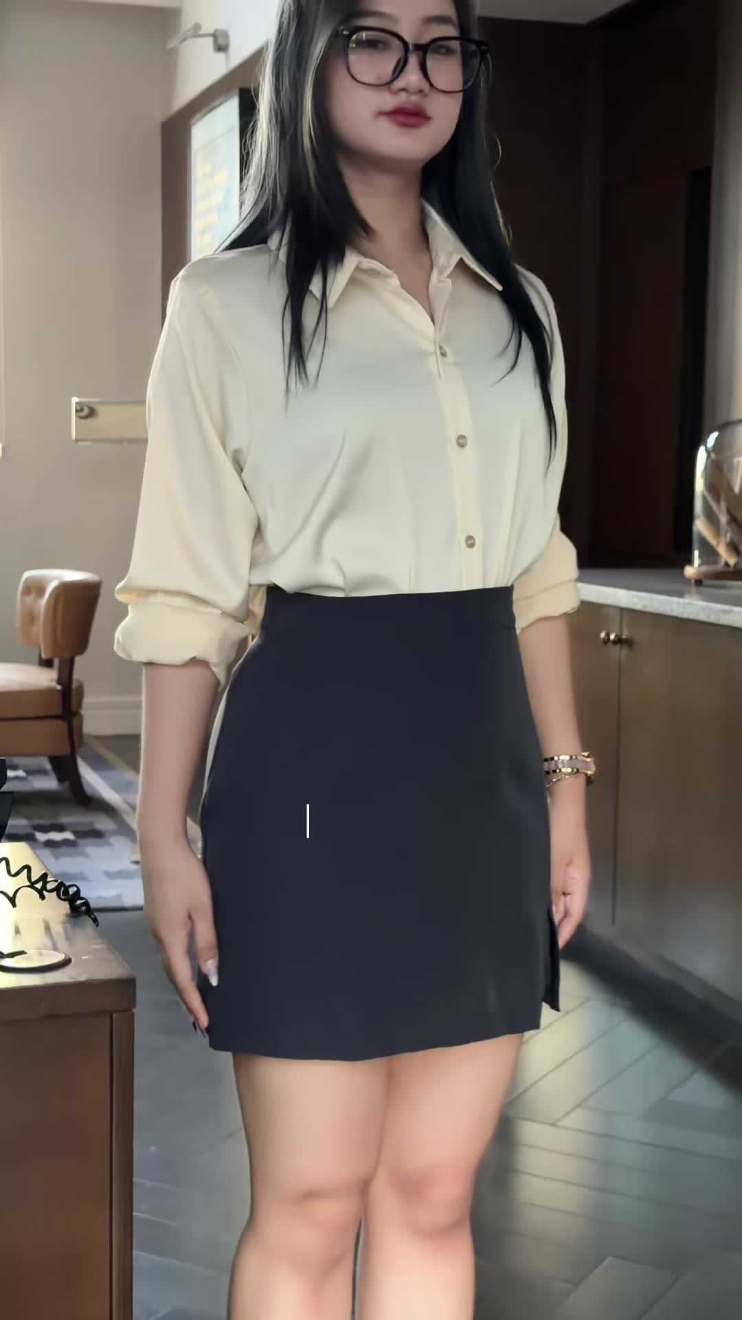 @FlorinabyTracy (Yangon)