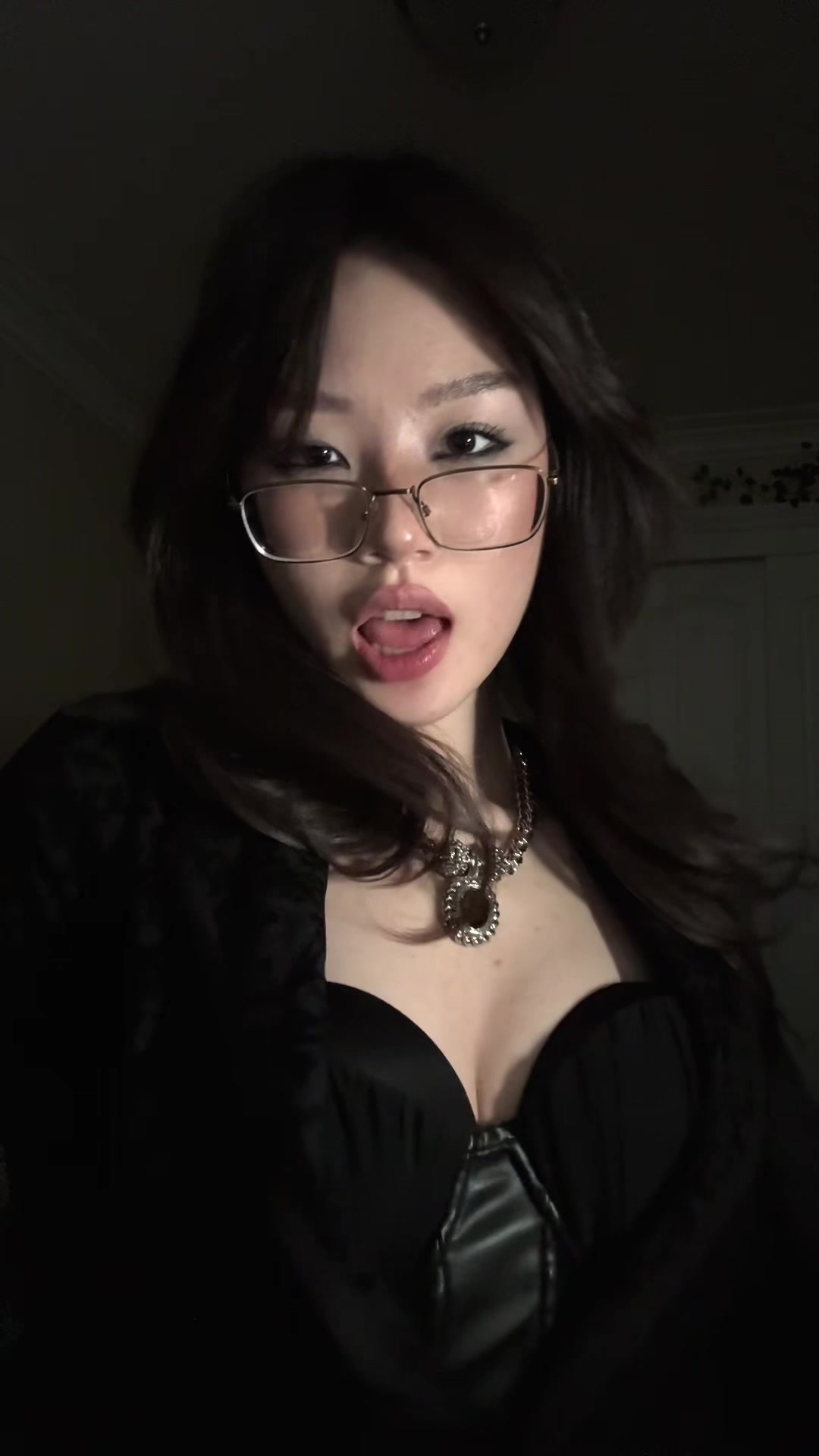 @๐ถ๐โ