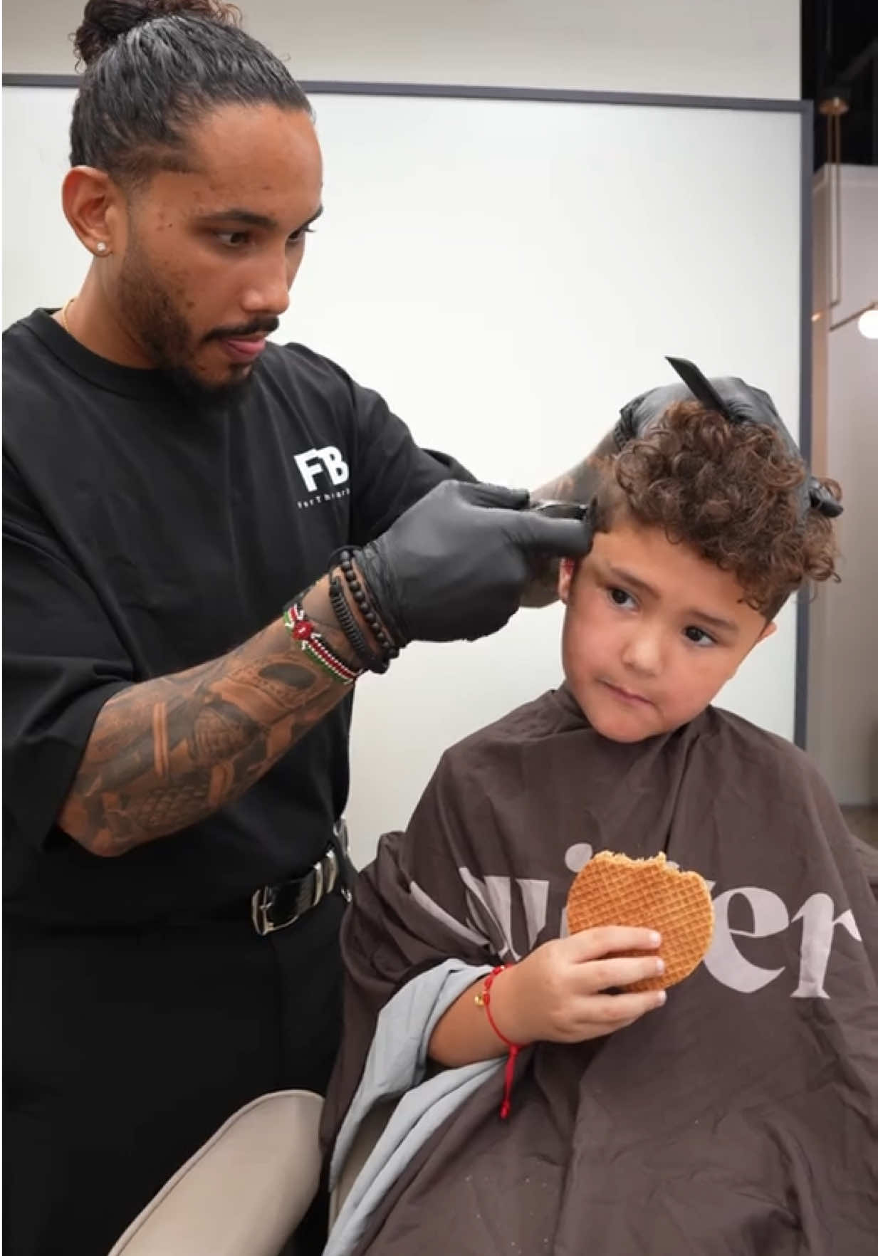 @elboribarber