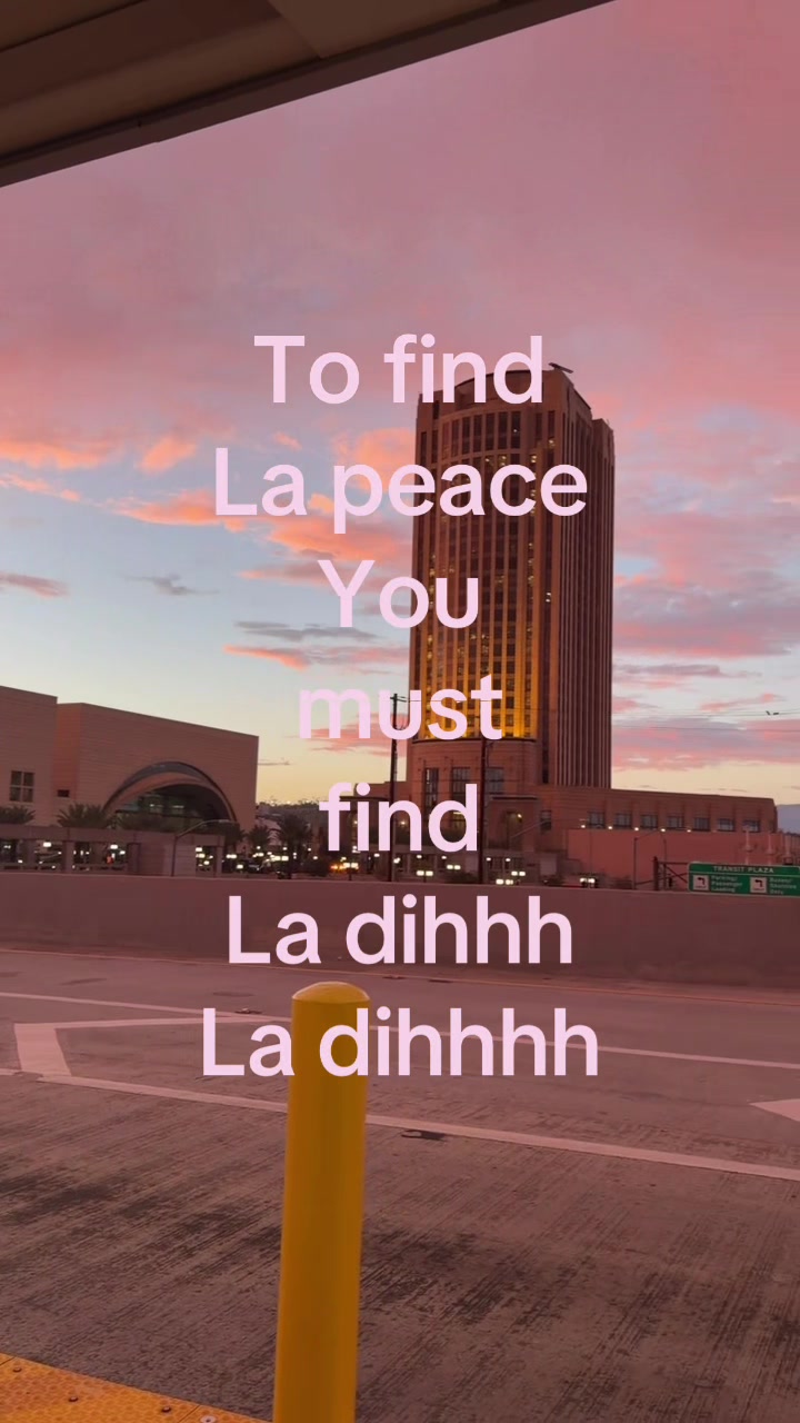 @𖣂