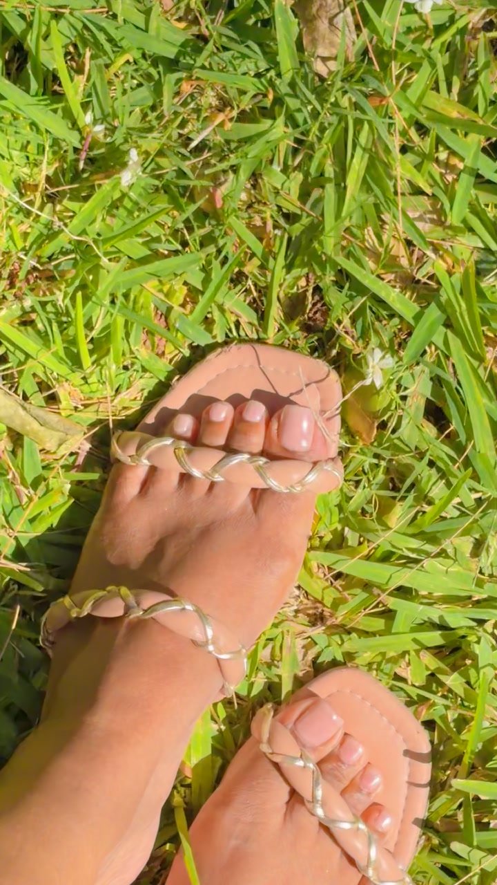 @Priiyanka 🦋✨