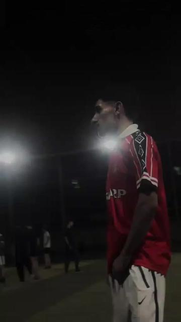 @𝐒𝐀𝐌𝐈𝐑⚽🖤