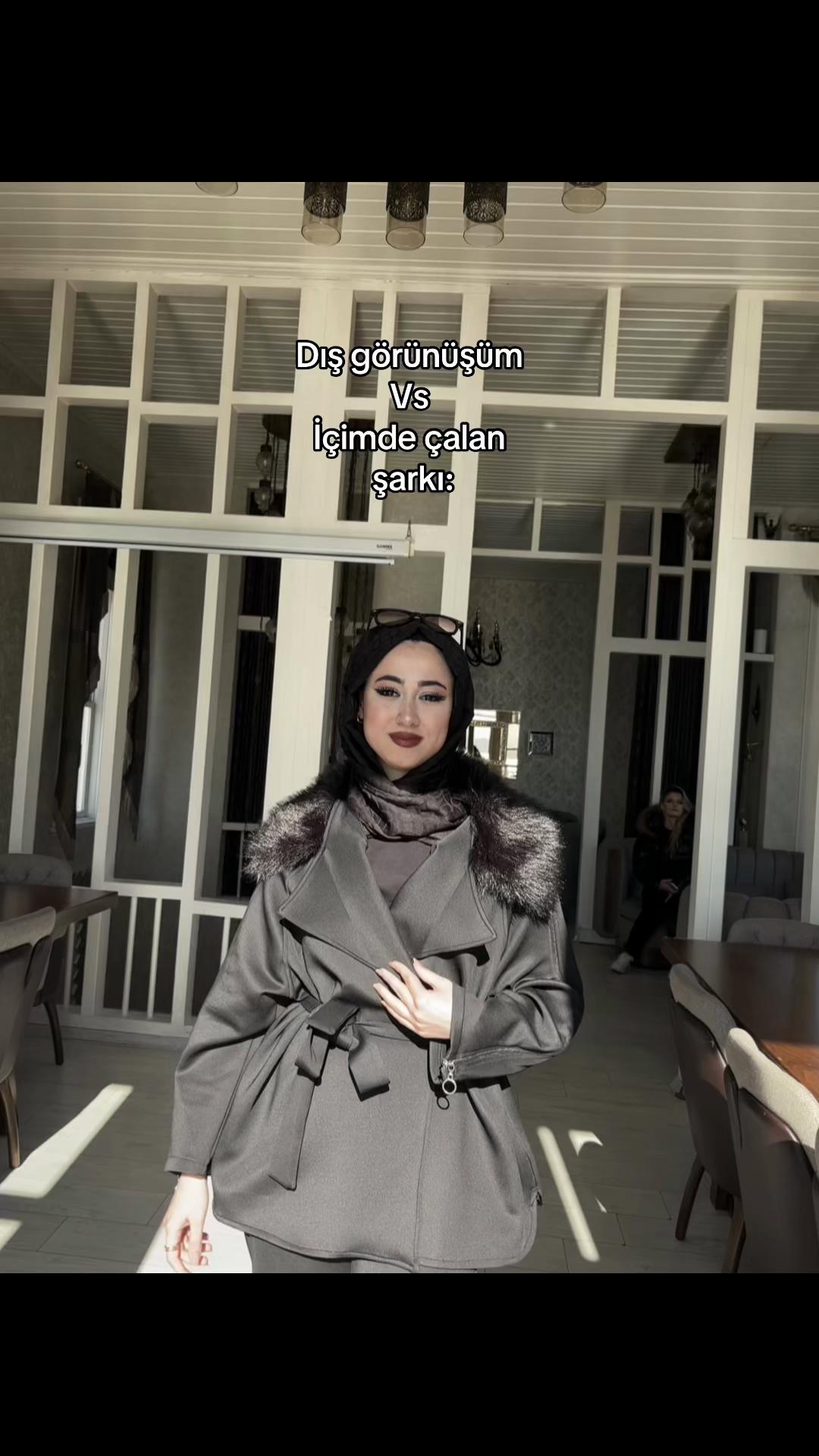 @e.svgnn