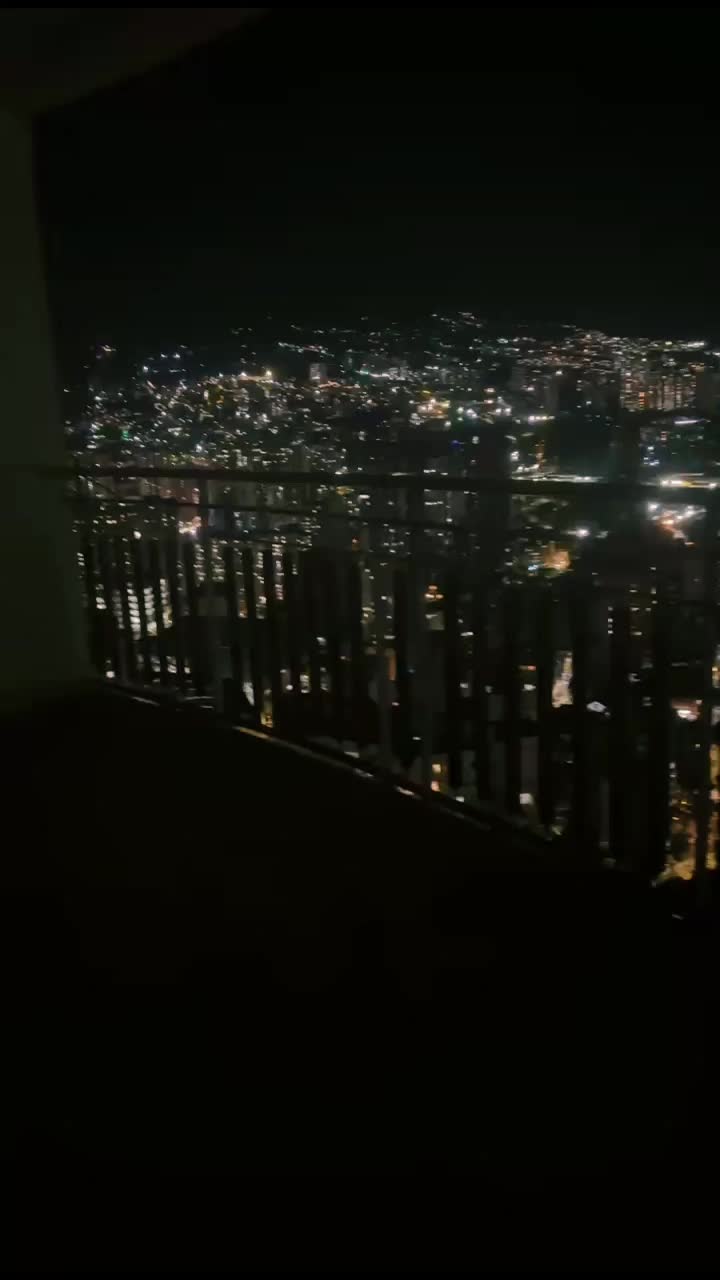 @Luna