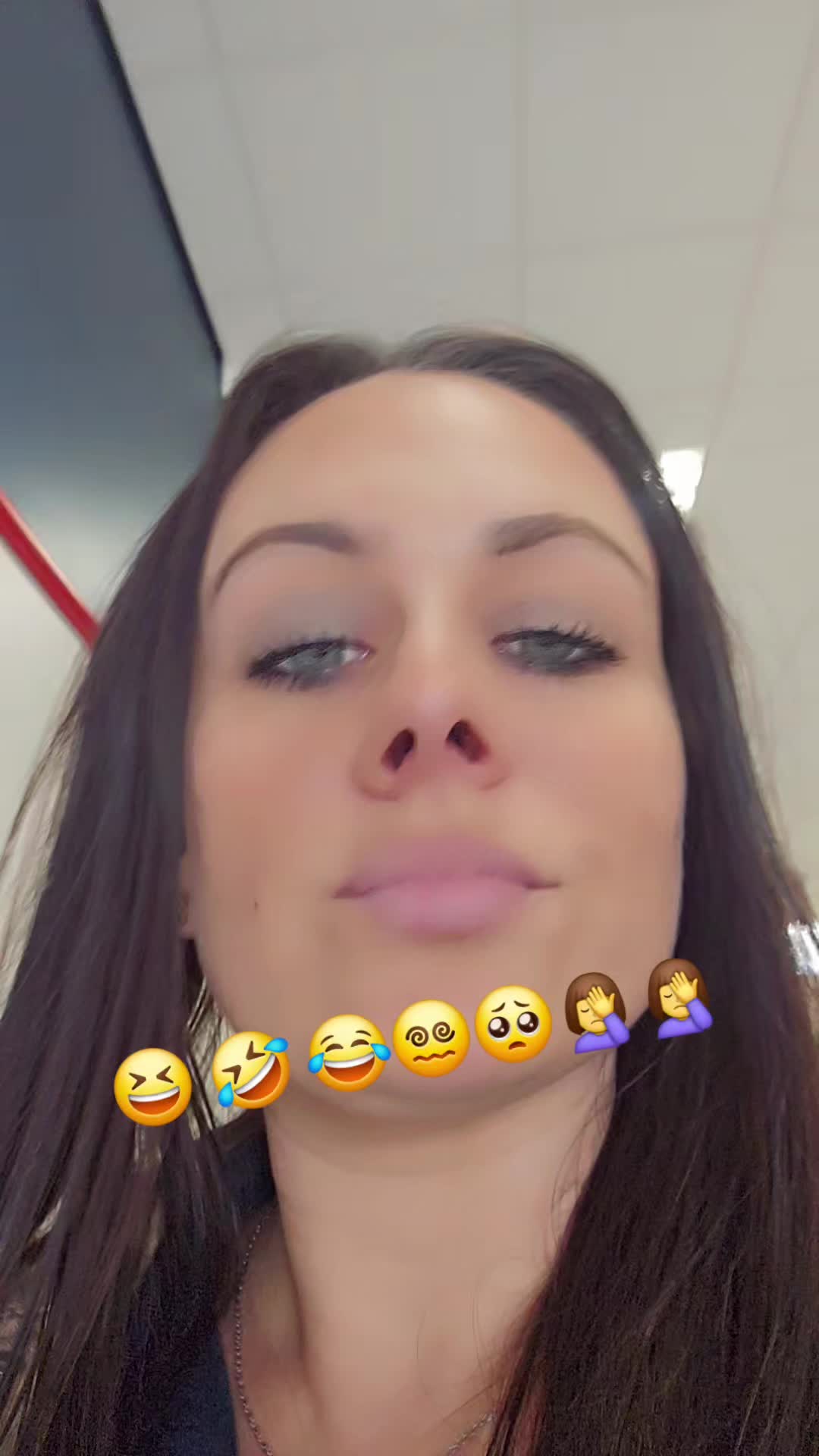 @Live♥️Love♥️Laugh