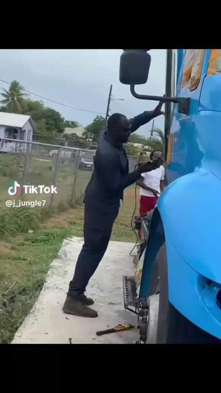 @🧟&zwj;♂️JAY.fusi0n🧟&zwj;♂️