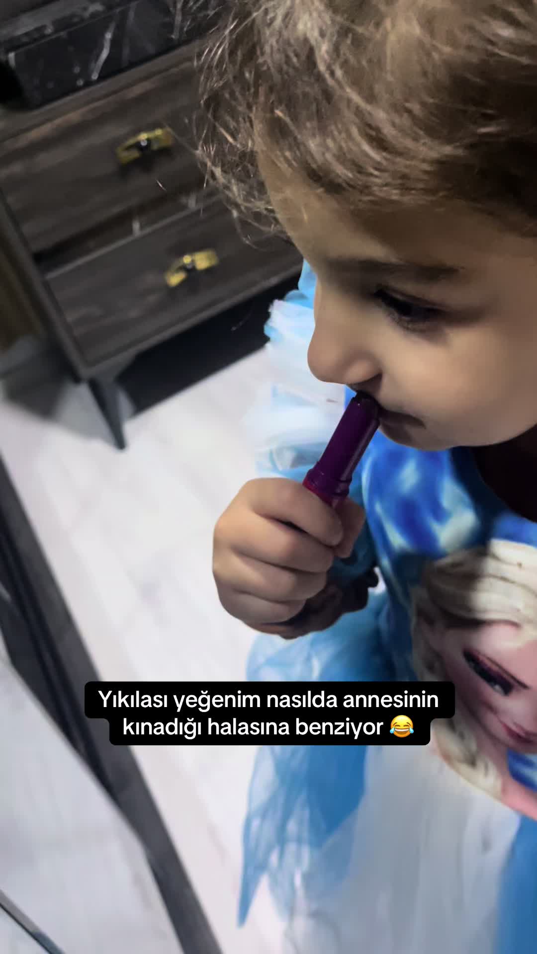 @Özge Aksu