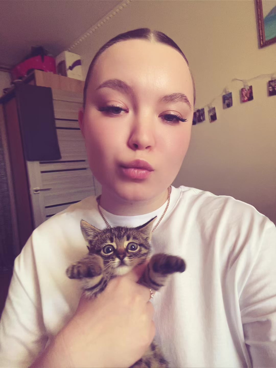 @viks_lips