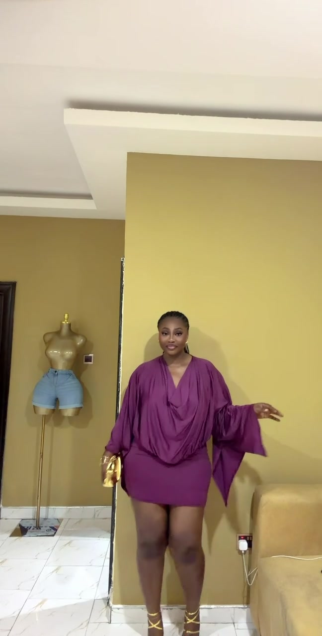 @Rhoda🌹 ( Your Thrift Plug )