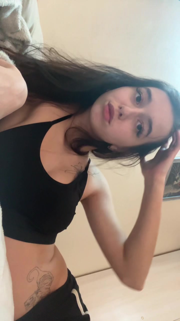 @Lizwft