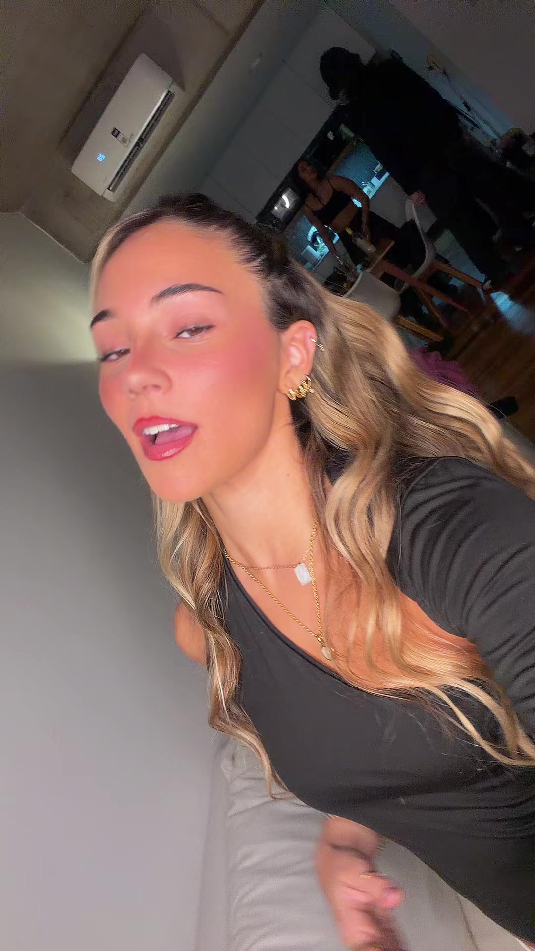 @tini_nicholson