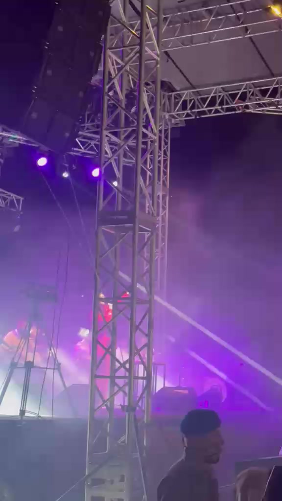 @𝟰𝘿𝙨 𝙆𝙐𝙍𝙏 𝘽𝙀𝙔 🐺