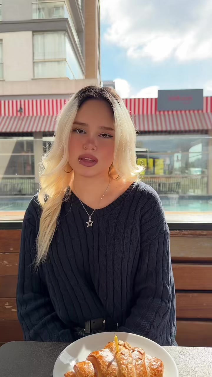 @heliaydn
