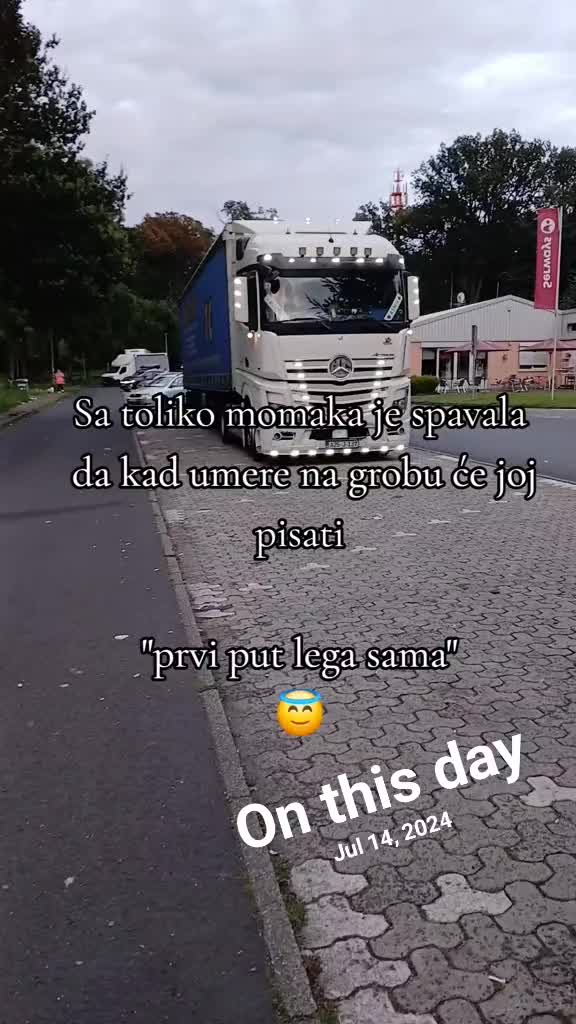 @&Scaron;meker ✌️✌