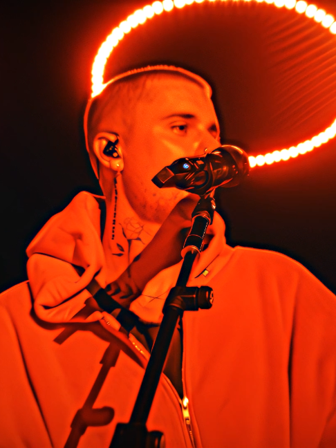 @ak1non