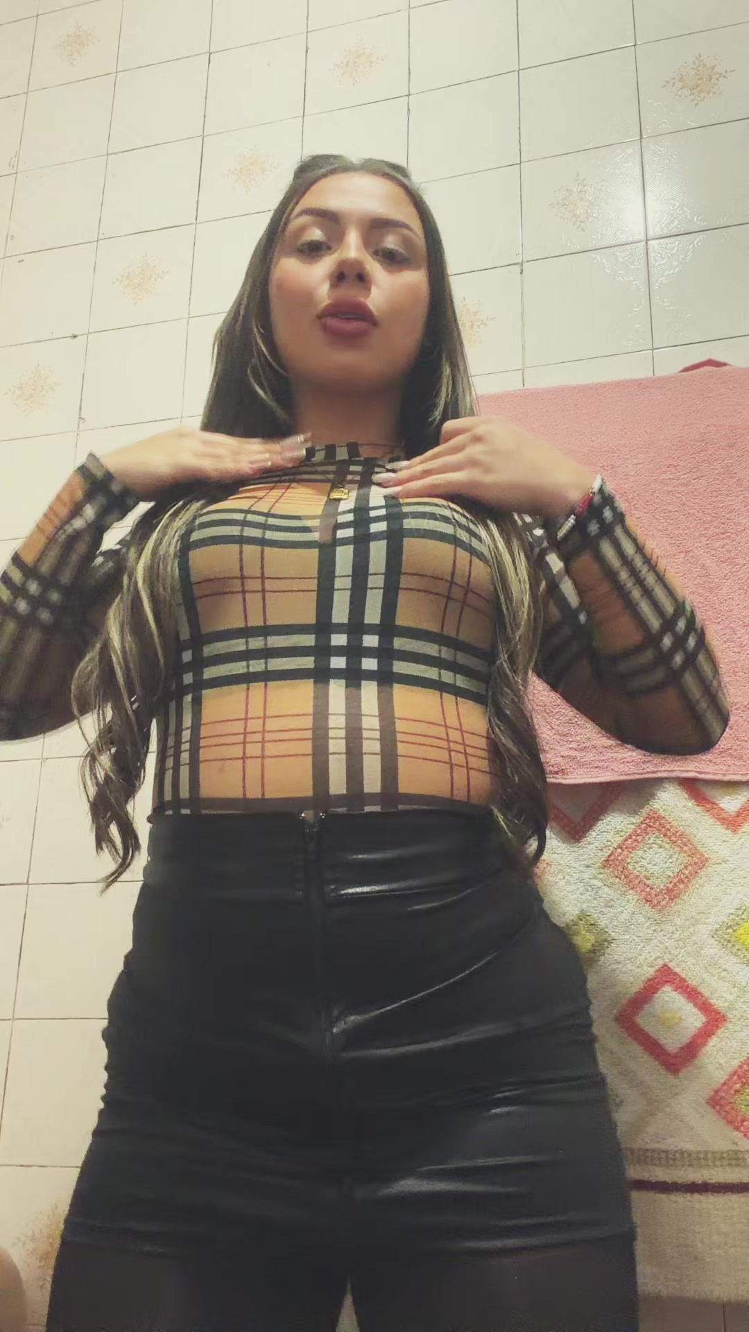 @mooraes.___