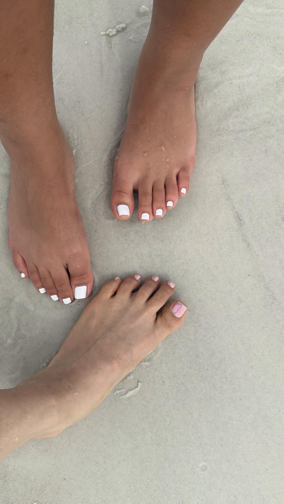 @Perfect10Nailspa