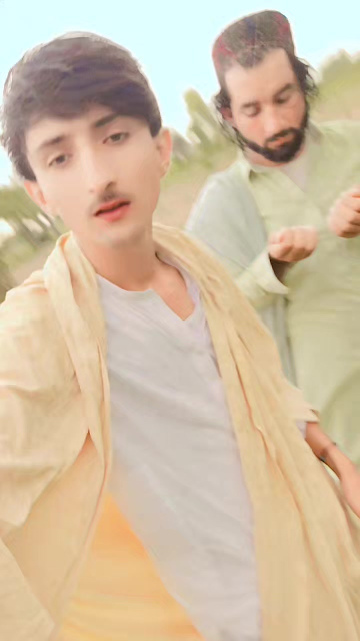 @𝕄𝔸ℍ𝕄𝕆𝕆𝔻 𝔾𝕌𝕃𝕃𝕀