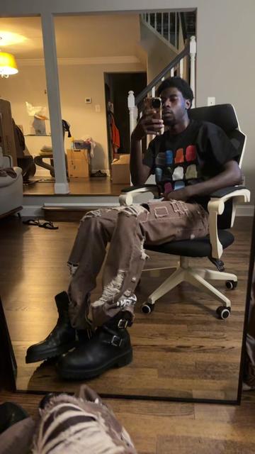 @S W A G O 🏄🏿&zwj;♂️