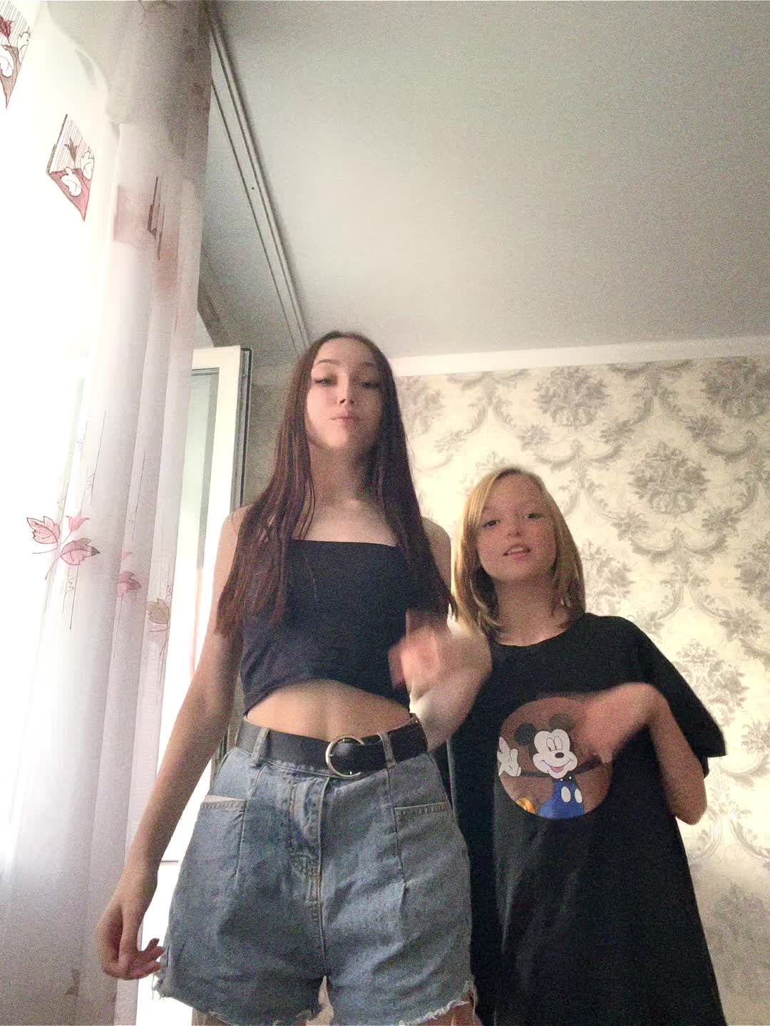 @Lerony🧸