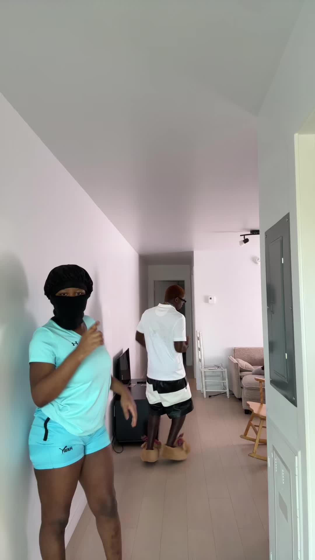 @inconnito2311