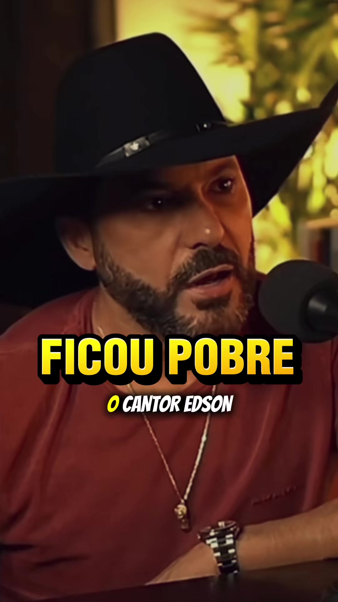 @CURIOSAMENTE FAMOSOS