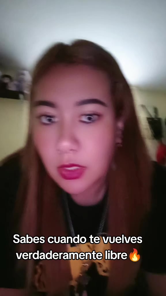 @Leya Ana Sámano