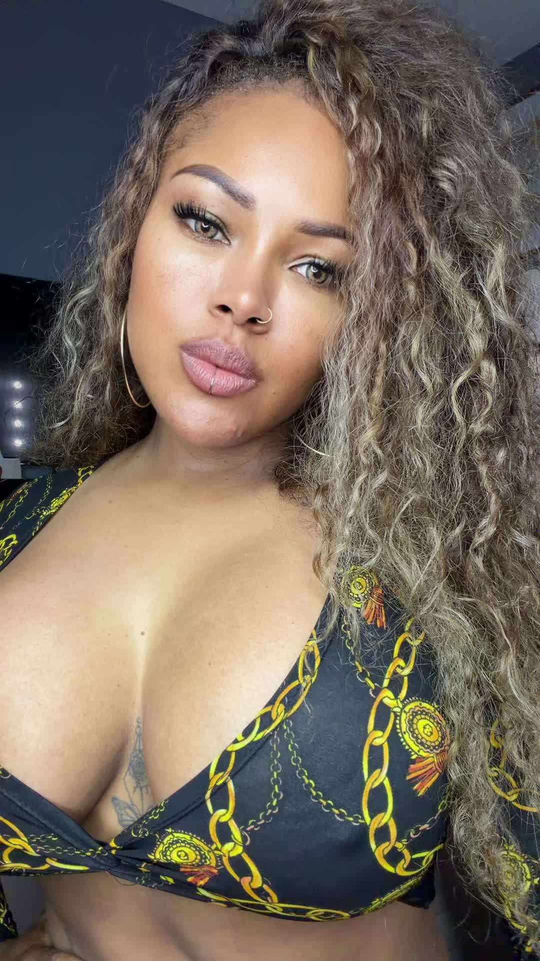@Elena ❤️&zwj;🔥💪🏽🌹🌹