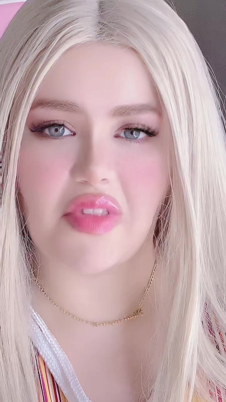 @👑🩷Diva la poupée🩷👑