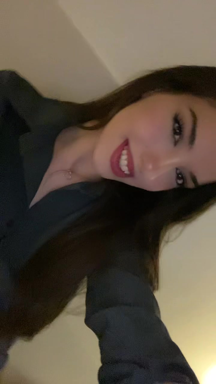@𝒌𝒓𝒊𝒔𝒕𝒊𝒏𝒂