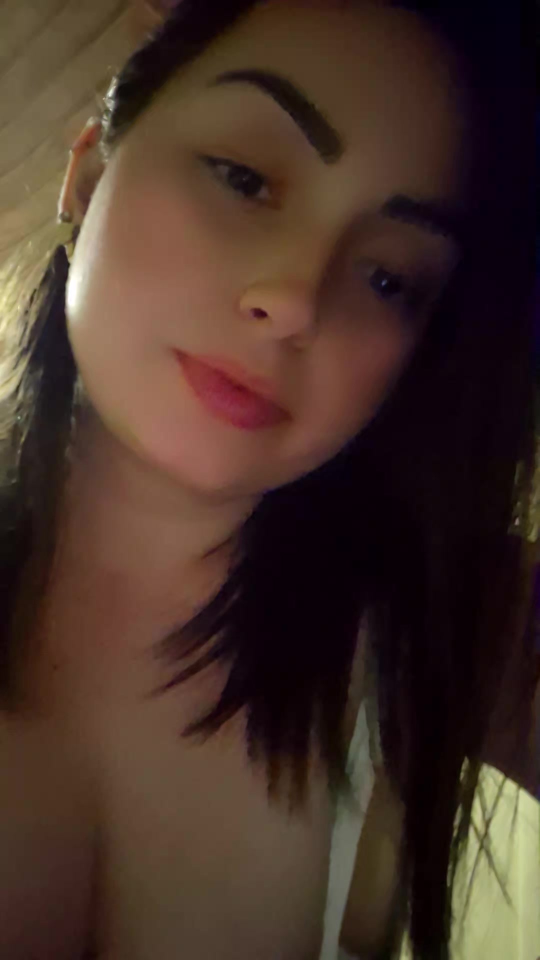 @Aryely