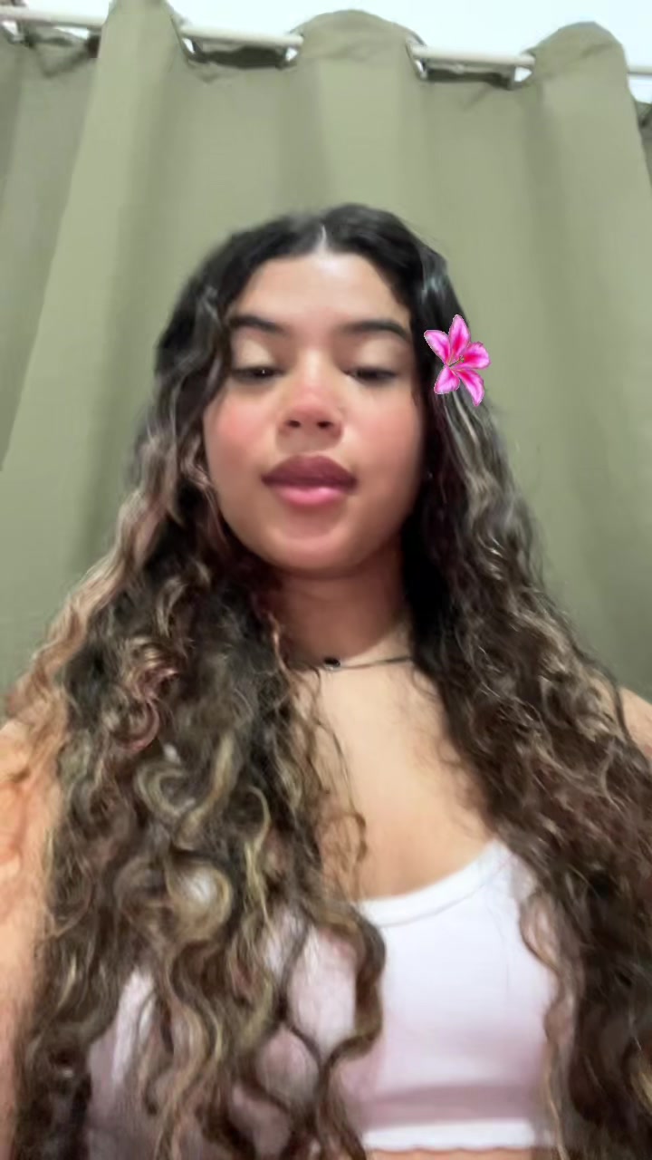 @VIVI 🍒