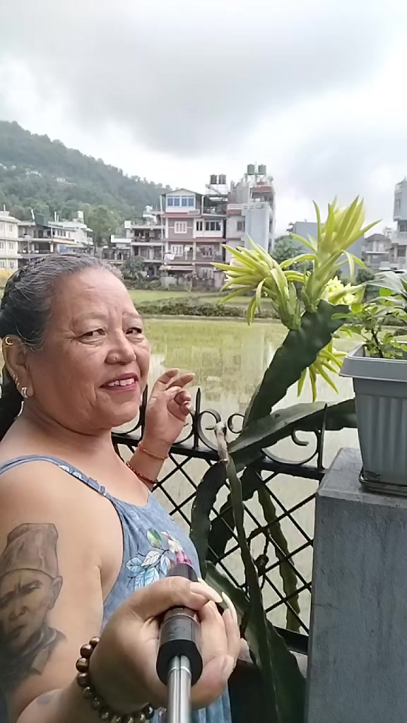 @meera gurung