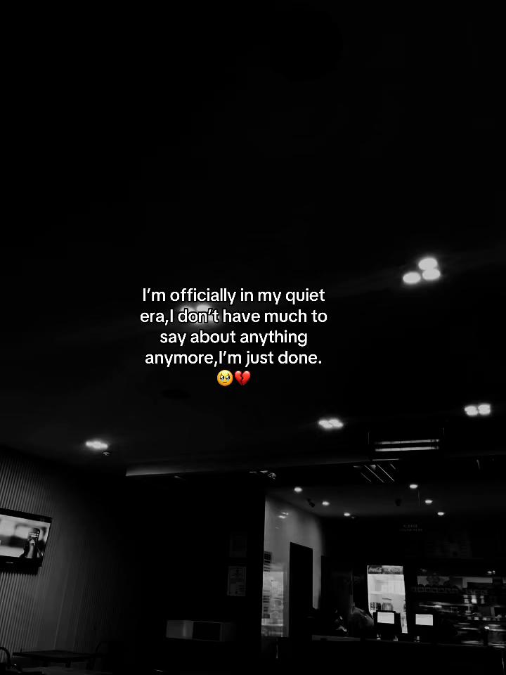 @BROKEN SOUL💔🥀.