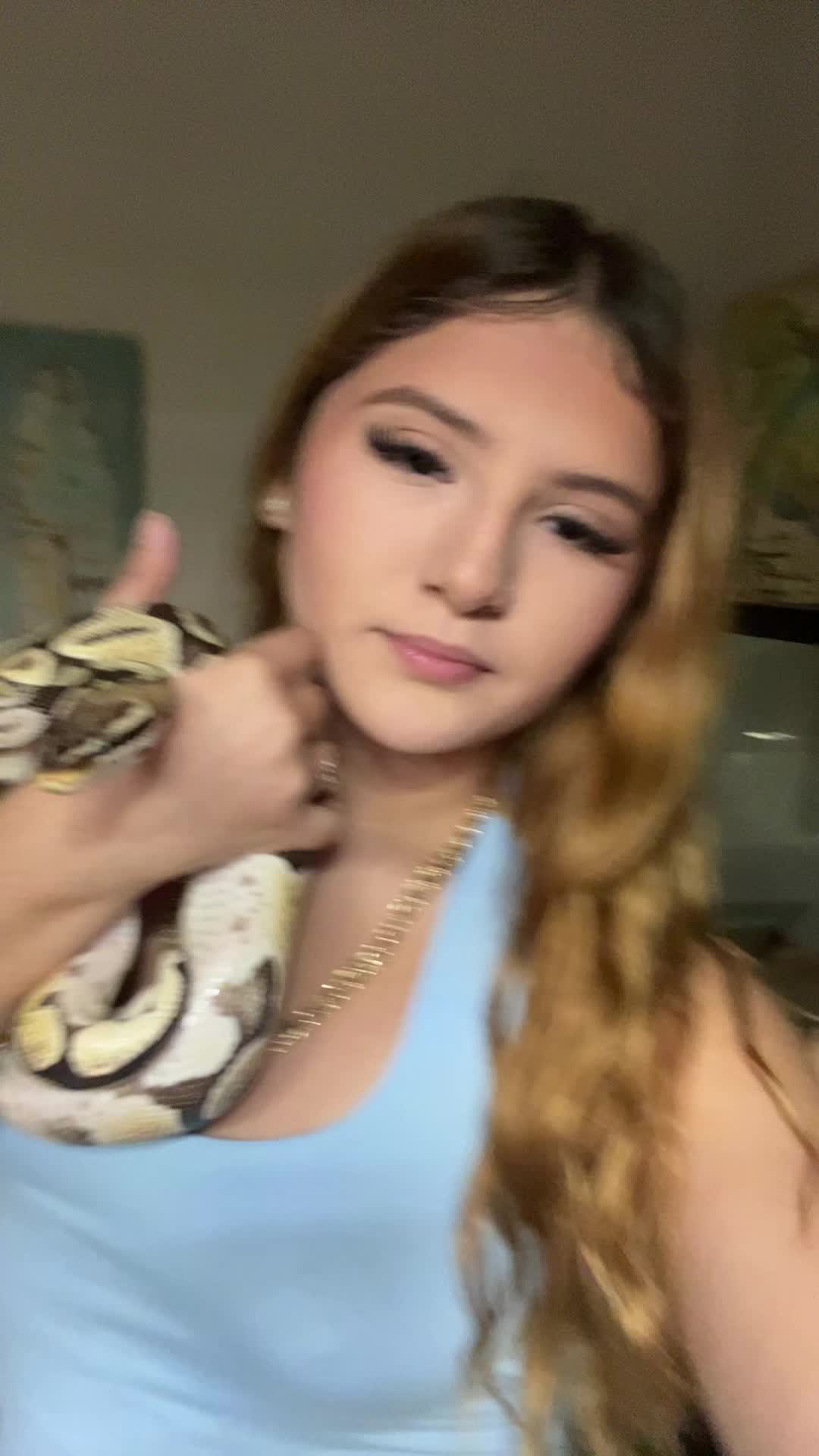 @leah