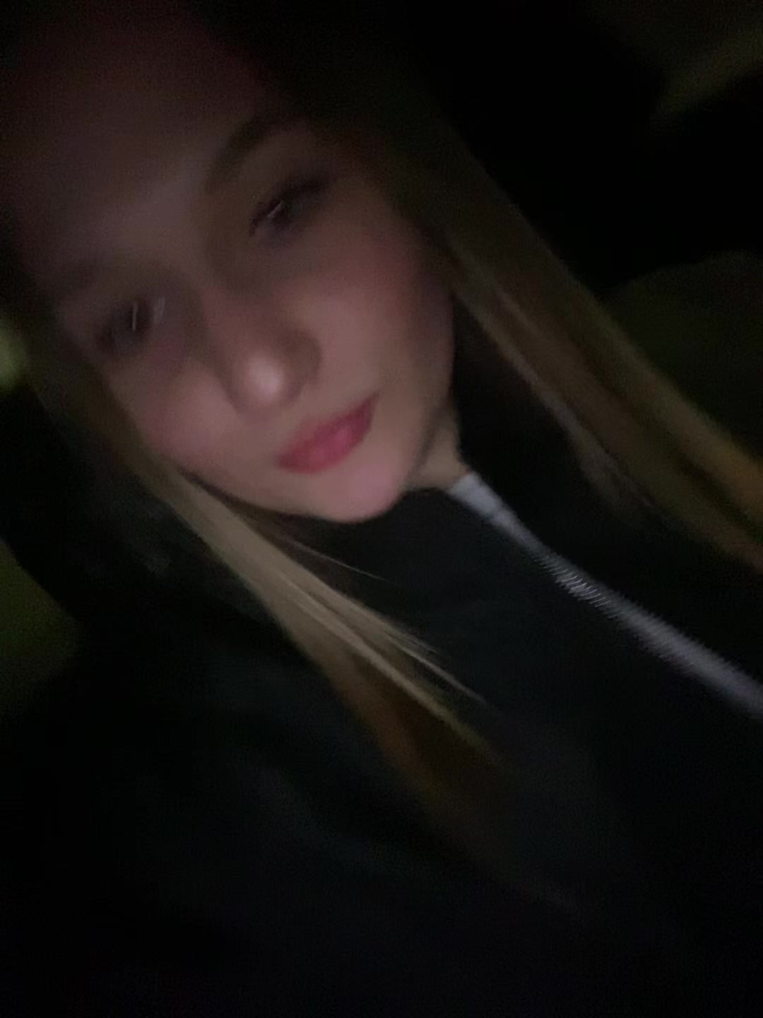 @вика