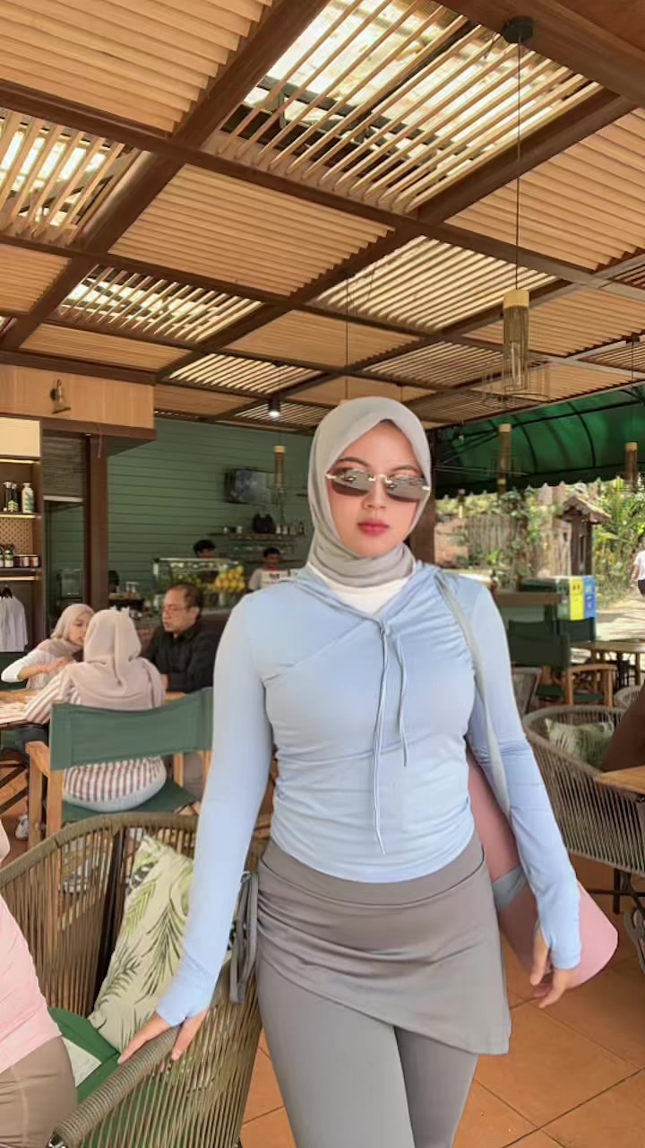 @Azla | Lifestyle Creator