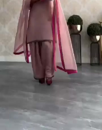 @Cute pathani