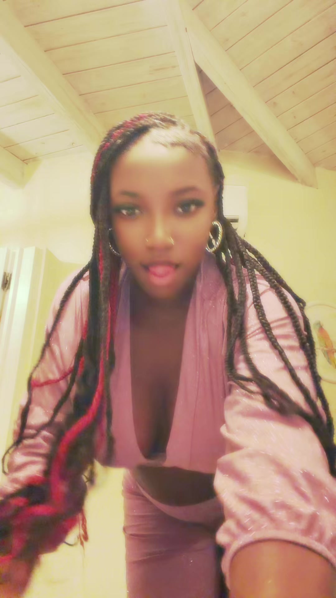 @Neisha.🇧🇧🦋
