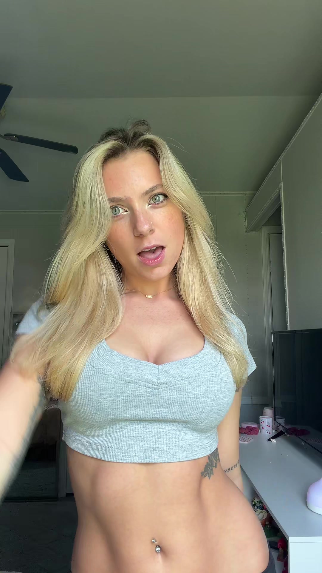 @KallieLynnn