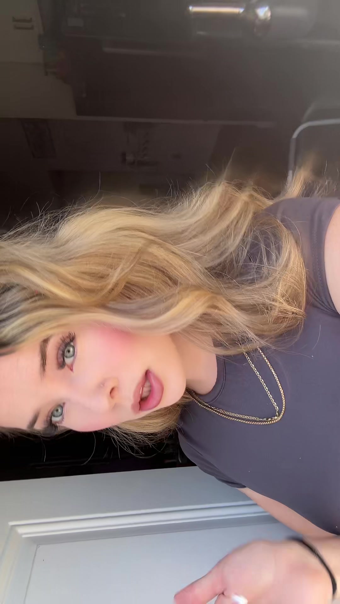 @devvvv