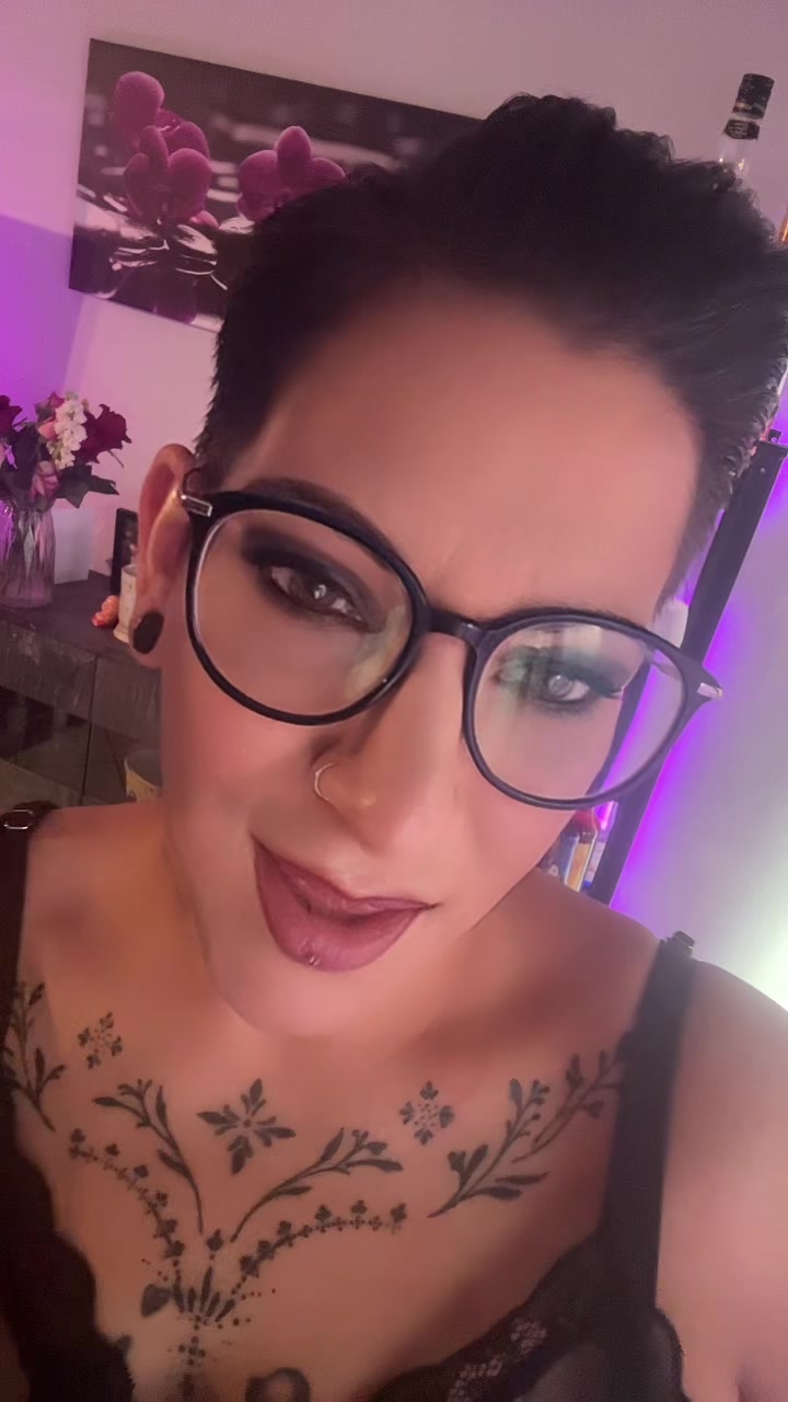 @😈❤️🔥CurvyGirl81❤️🔥😈