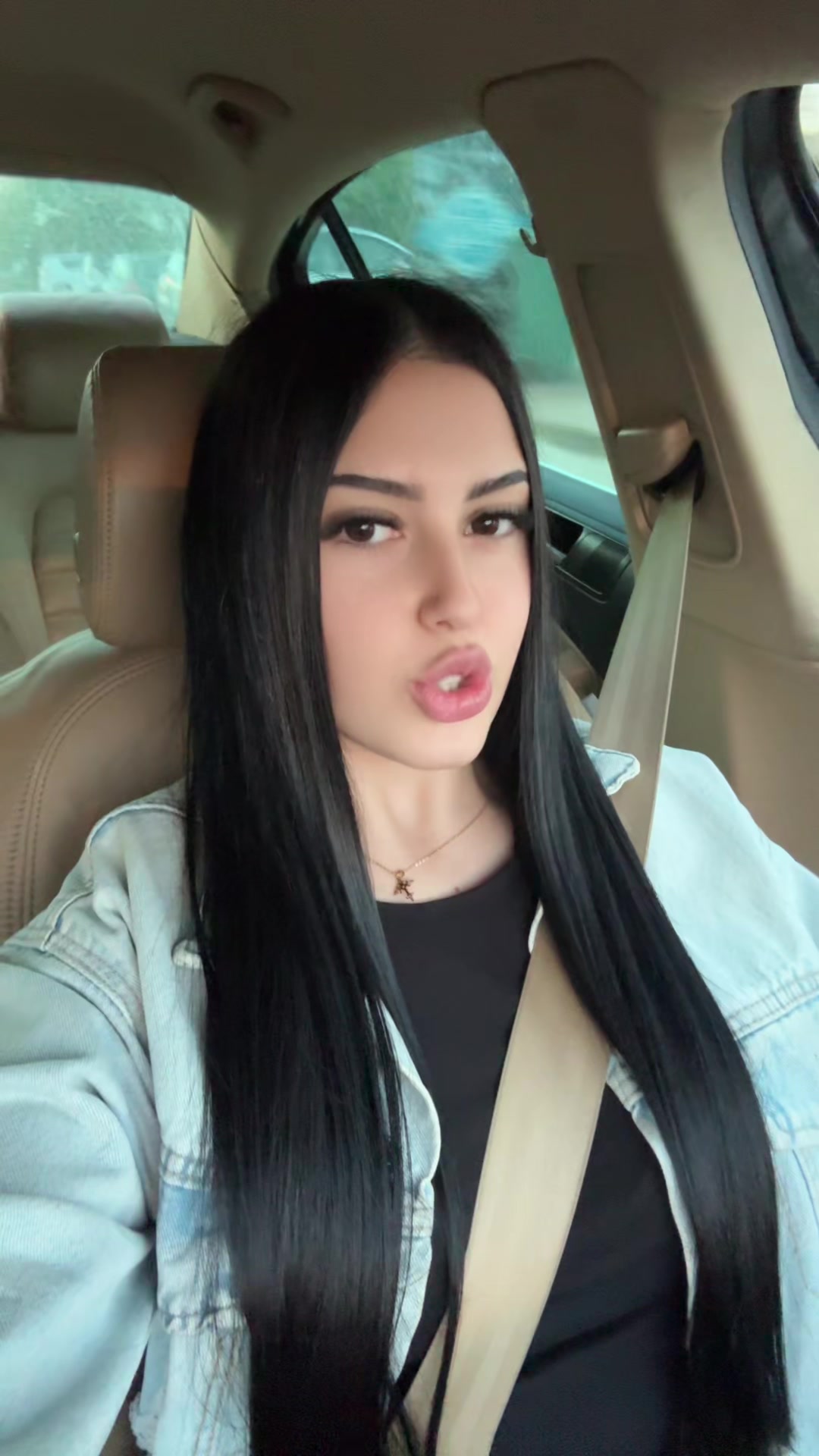 @ʟєɴʏ🍸