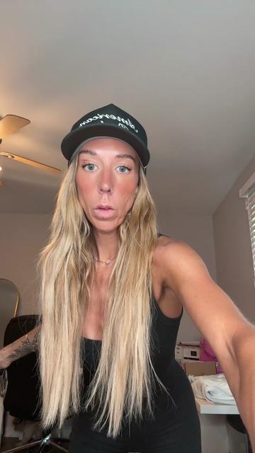 @A S H L E Y โจ IL ๐ SPRAY TANS