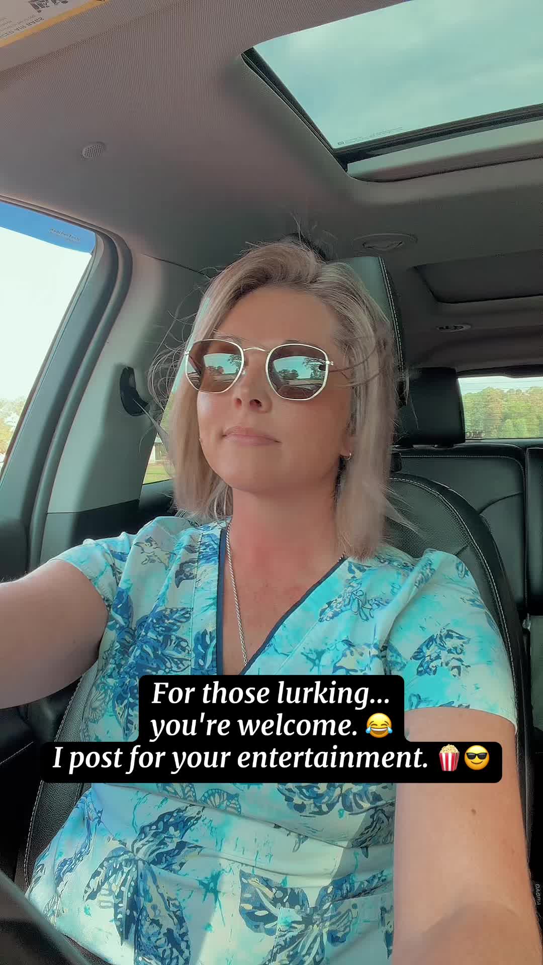 @momica_mama